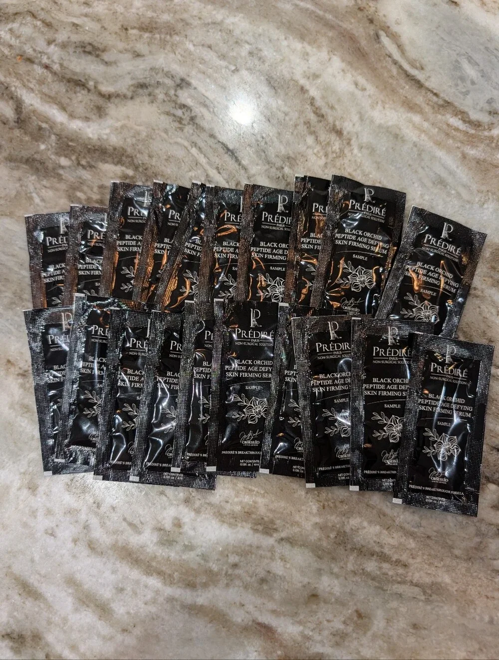 Prédiré Black Orchid Skin Firming Peptide Serum Sample Sachets - Black